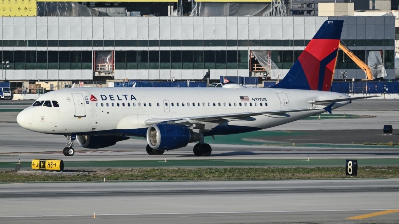 Photo of N317NB - Delta Airlines Airbus A319 at LAX on AeroXplorer Aviation Database