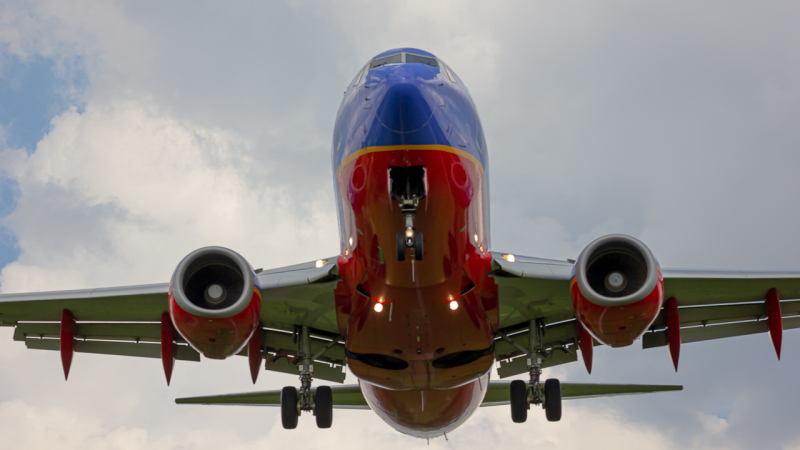 Photo of N256WN - Southwest Airlines Boeing 737-700 at CMH on AeroXplorer Aviation Database