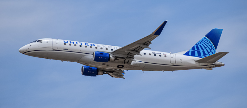 Photo of N610UX - United Express Embraer E175 at DEN on AeroXplorer Aviation Database
