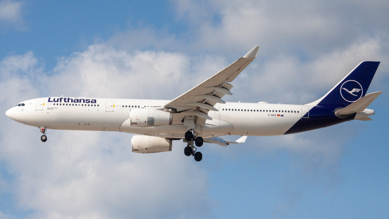 Photo of D-AIKR - Lufthansa Airbus A330-300 at IAH on AeroXplorer Aviation Database