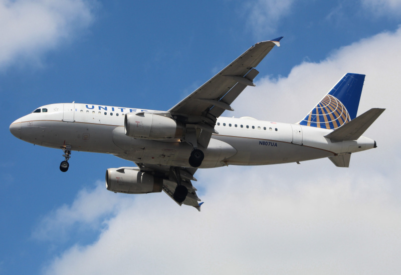 Photo of N807UA - United Airlines Airbus A319 at EWR on AeroXplorer Aviation Database
