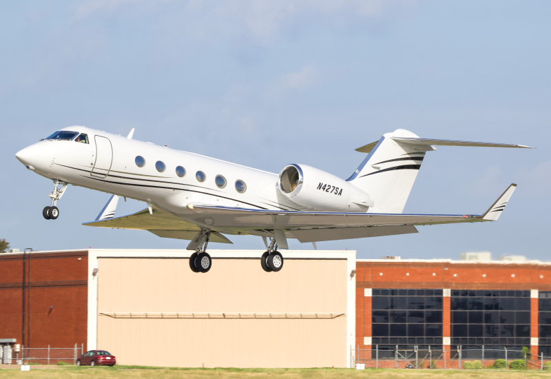Photo of N427SA - PRIVATE Gulfstream IV at ADS on AeroXplorer Aviation Database