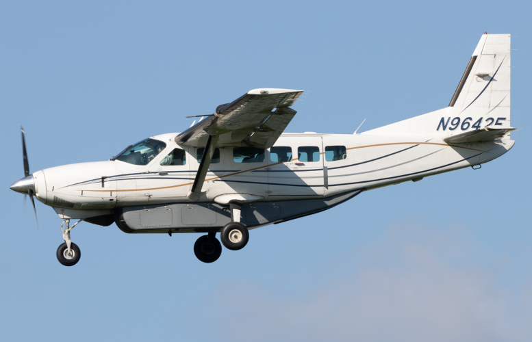 Photo of N9642F - Southern Airways Express Cessna 208 Caravan  at PIT on AeroXplorer Aviation Database