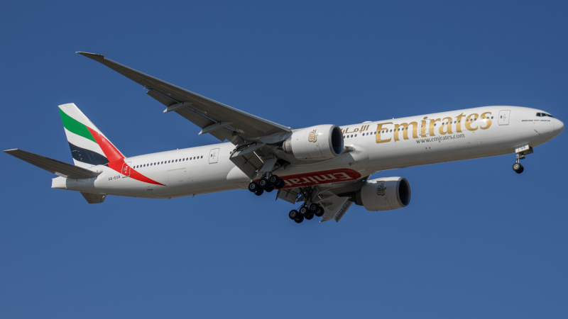 Photo of A6-EGR - Emirates Boeing 777-300ER at IAH on AeroXplorer Aviation Database