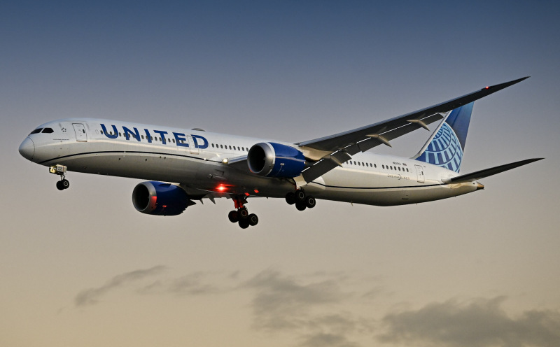 Photo of N12012 - United Airlines Boeing 787-10 at MCO on AeroXplorer Aviation Database