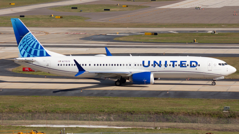 Photo of N77573 - United Airlines Boeing 737 MAX 9 at TPA on AeroXplorer Aviation Database