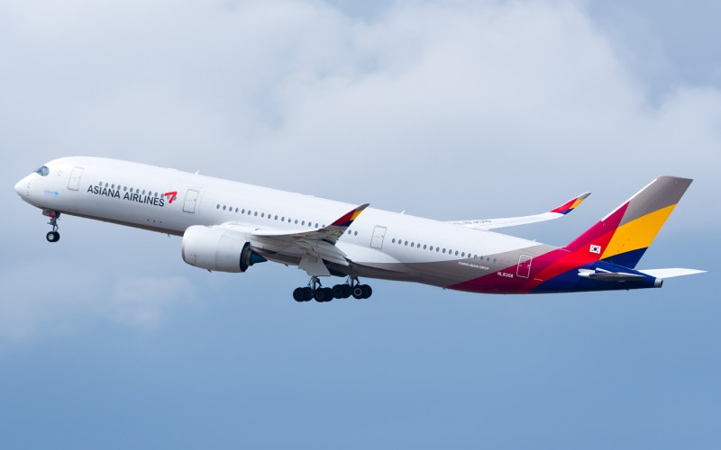 Photo of HL8308 - Asiana Airlines Airbus A350-900 at ICN on AeroXplorer Aviation Database