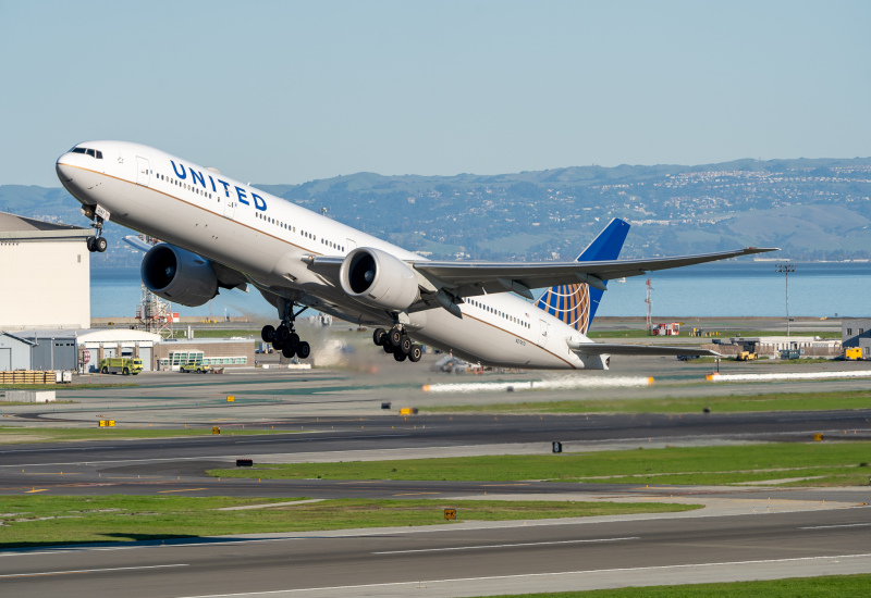 Photo of N2747U - United Airlines Boeing 777-300ER at SFO on AeroXplorer Aviation Database