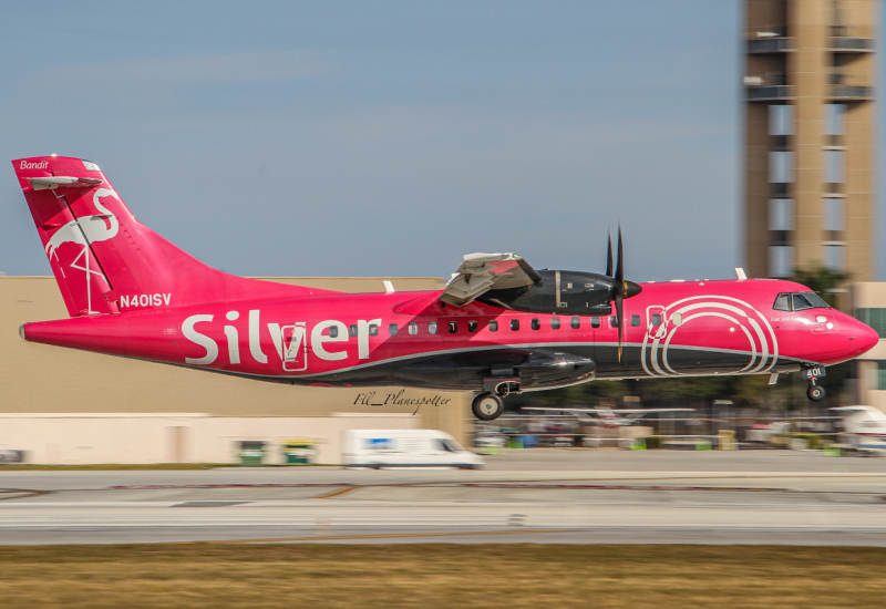 Photo of N401SV - Silver Airways ATR 42-600 at FLL on AeroXplorer Aviation Database