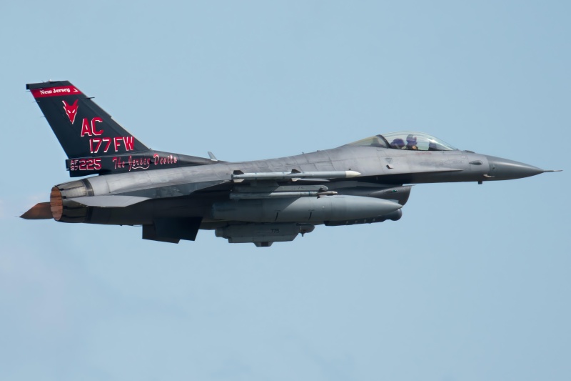 Photo of 87-0225 - USAF - United States Air Force General Dynamics F-16 Fighting Falcon at ACY on AeroXplorer Aviation Database