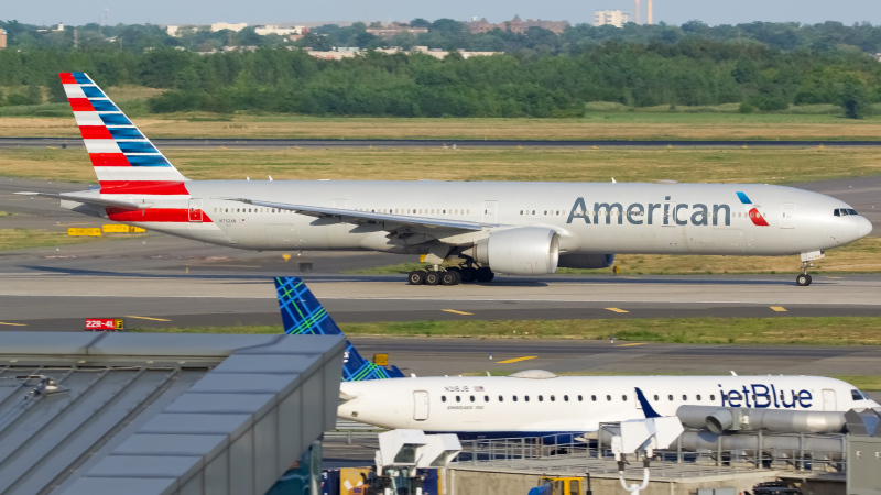 Photo of N732AN - American Airlines Boeing 777-300ER at JFK on AeroXplorer Aviation Database