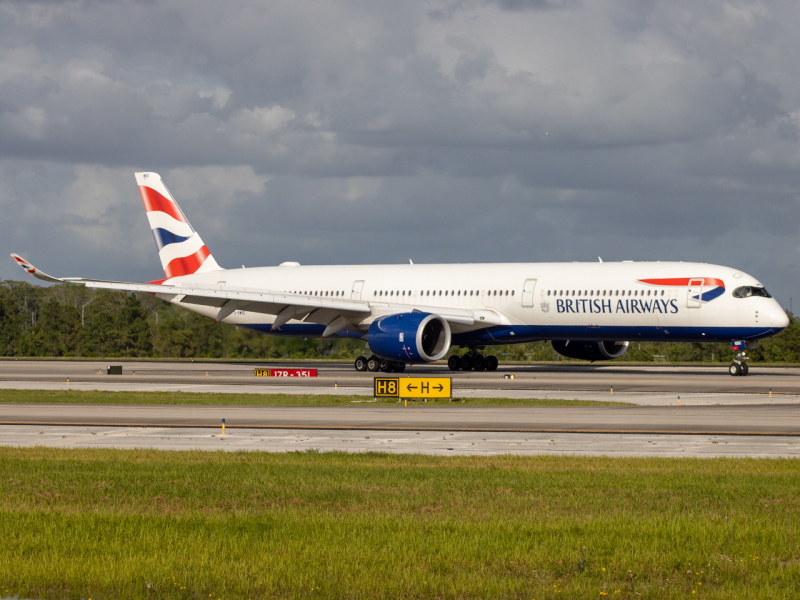 Photo of G-XWBO - British Airways Airbus A350-1000 at MCO on AeroXplorer Aviation Database