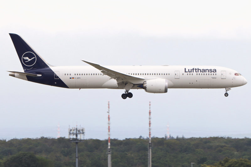 Photo of D-ABPE - Lufthansa Boeing 787-9 at FRA on AeroXplorer Aviation Database