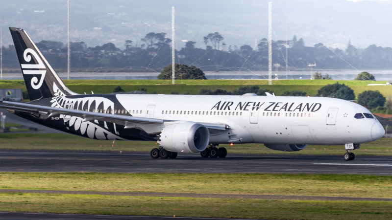 Photo of ZK-NZH - Air New Zealand Boeing 787-9 at AKL on AeroXplorer Aviation Database
