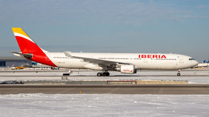 Photo of EC-LXK - Iberia Airlines Airbus A330-300 at ORD on AeroXplorer Aviation Database