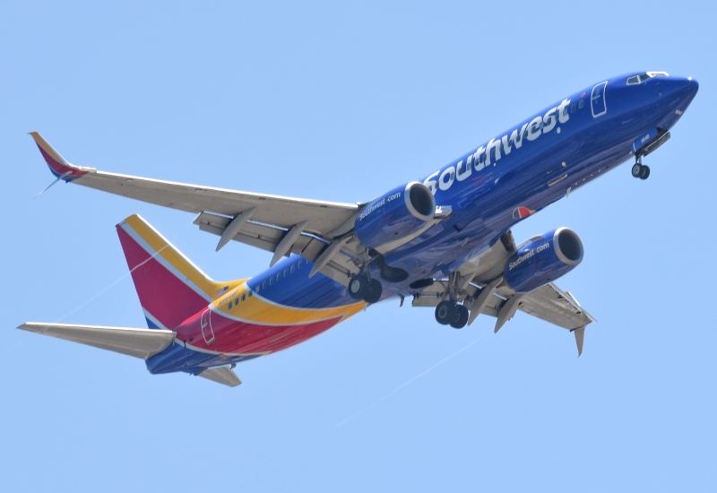 Photo of N8548P - Southwest Airlines Boeing 737-800 at SAN on AeroXplorer Aviation Database