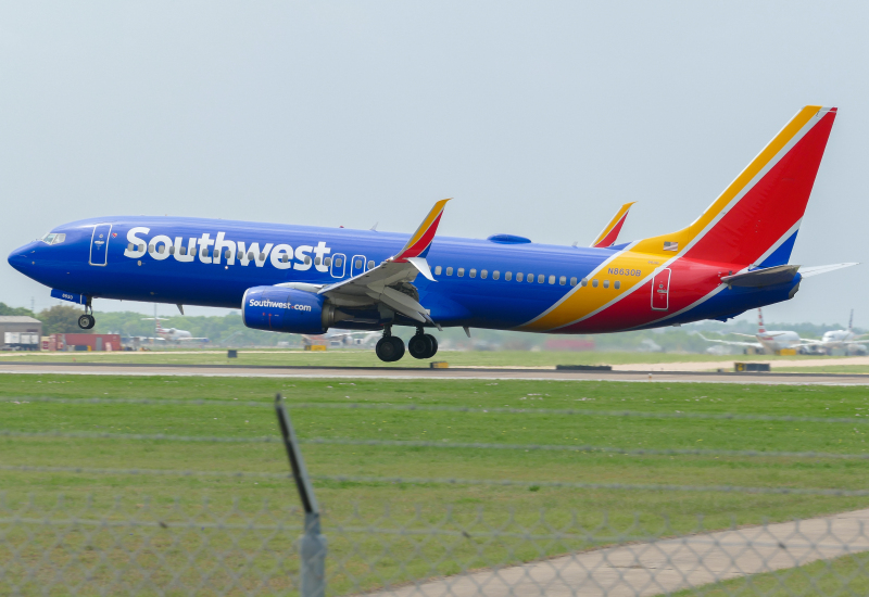 Photo of N8630B - Southwest Airlines Boeing 737-800 at AUS on AeroXplorer Aviation Database
