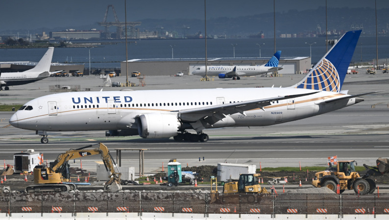 Photo of N26909 - United Airlines Boeing 787-8 at SFO on AeroXplorer Aviation Database