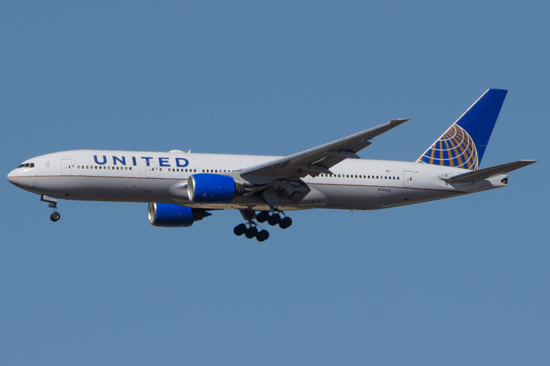 Photo of N781UA - United Airlines Boeing 777-200ER at IAD on AeroXplorer Aviation Database