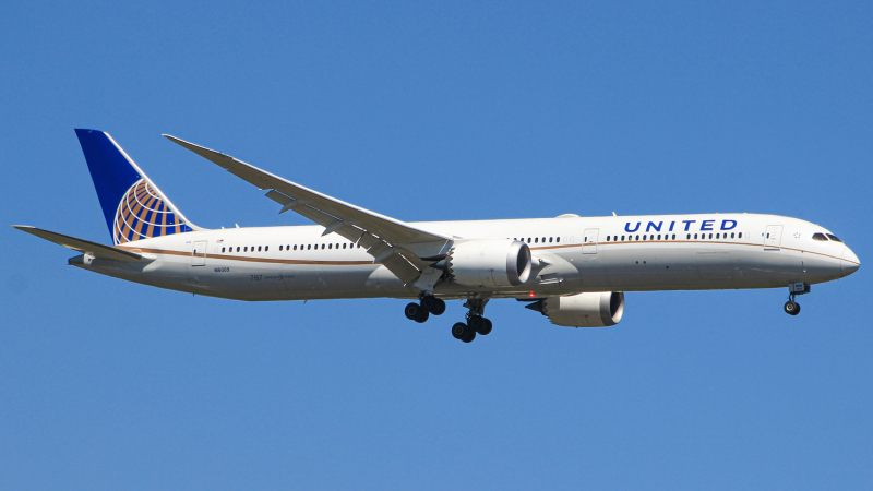 Photo of N16009 - United Airlines Boeing 787-10 at IAD on AeroXplorer Aviation Database