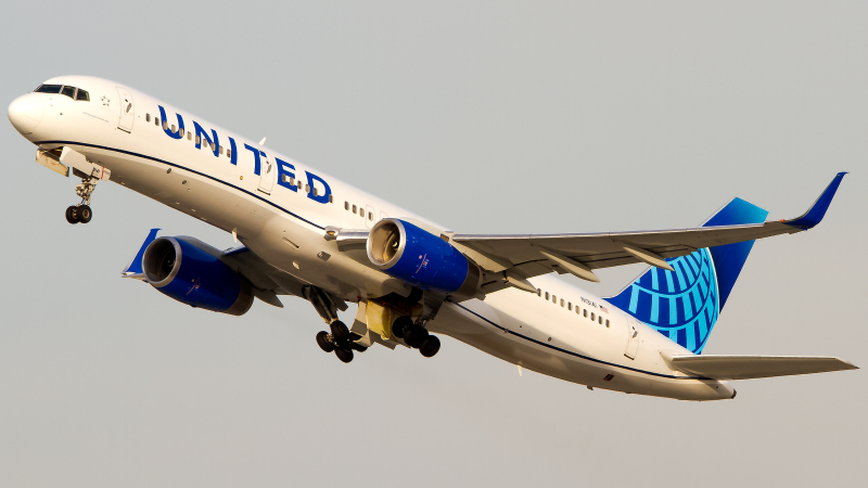 Photo of N19141 - United Airlines Boeing 757-200 at LAX on AeroXplorer Aviation Database