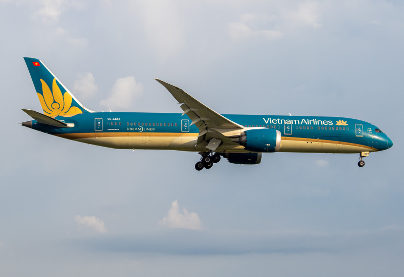 Photo of VN-A869 - Vietnam Airlines Boeing 787-9 at SGN on AeroXplorer Aviation Database