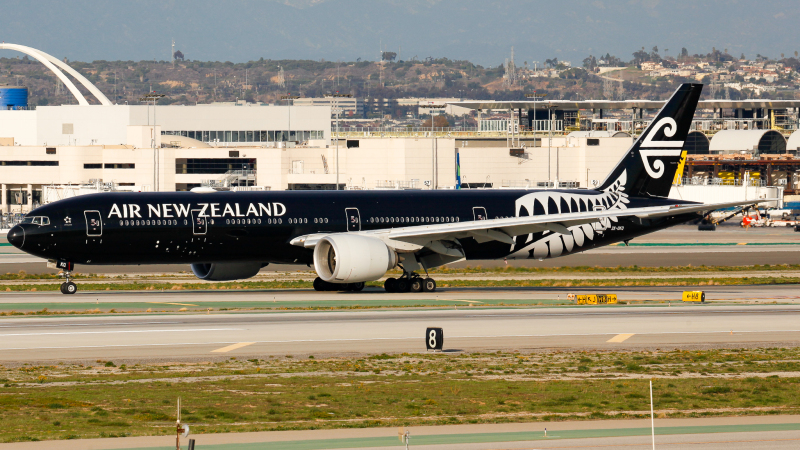 Photo of ZK-OKQ - Air New Zealand Boeing 777-300ER at LAX on AeroXplorer Aviation Database