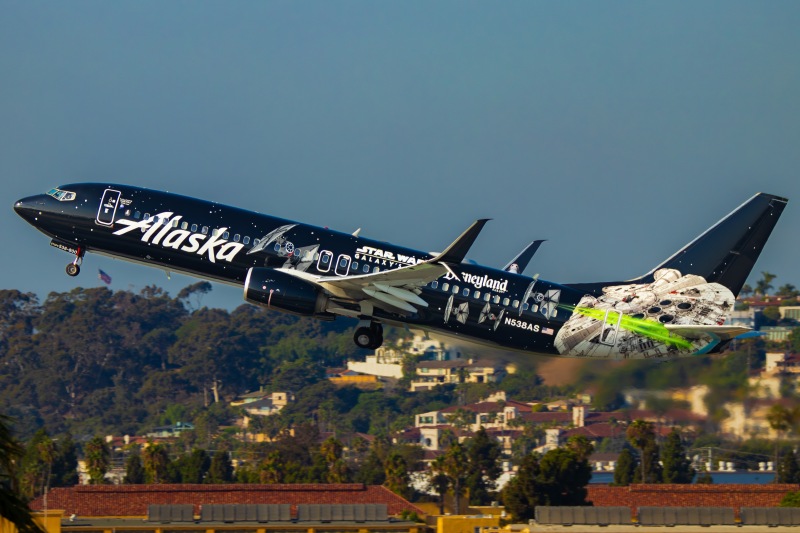 Photo of N538AS - Alaska Airlines Boeing 737-800 at SAN on AeroXplorer Aviation Database