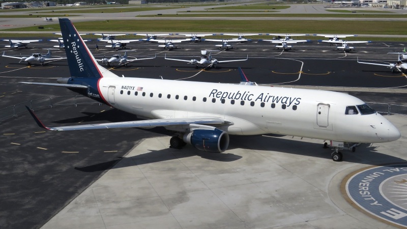 Photo of N401YX - Republic Airways Embraer E175 at DAB on AeroXplorer Aviation Database