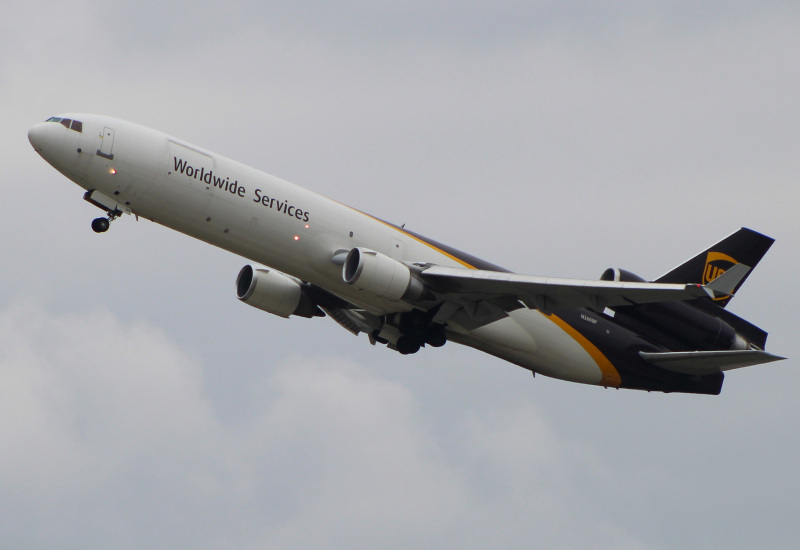 Photo of N260UP - United Parcel Service McDonnell Douglas MD-11F at SDF on AeroXplorer Aviation Database