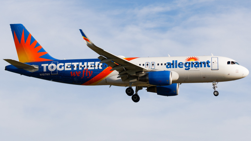 Photo of N197NV - Allegiant Air Airbus A320 at SFB on AeroXplorer Aviation Database