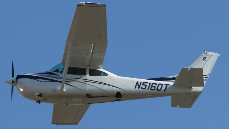Photo of N5160T - PRIVATE Cessna R182RG  at THV on AeroXplorer Aviation Database