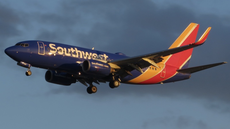 Photo of N934WN - Southwest Airlines Boeing 737-700 at MCO on AeroXplorer Aviation Database