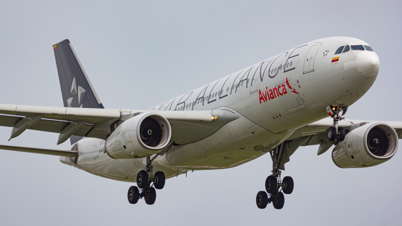 Photo of N342AV - Avianca Airbus A330-200 at MIA on AeroXplorer Aviation Database