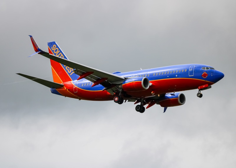 Photo of N266WN - Southwest Airlines Boeing 737-700 at BWI on AeroXplorer Aviation Database