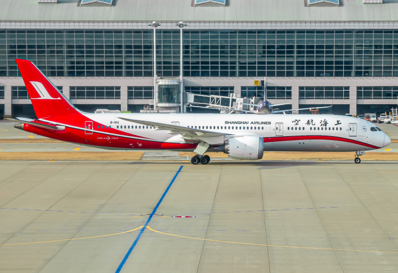 Photo of B-1113 - Shanghai Airlines Boeing 787-9 at ICN on AeroXplorer Aviation Database
