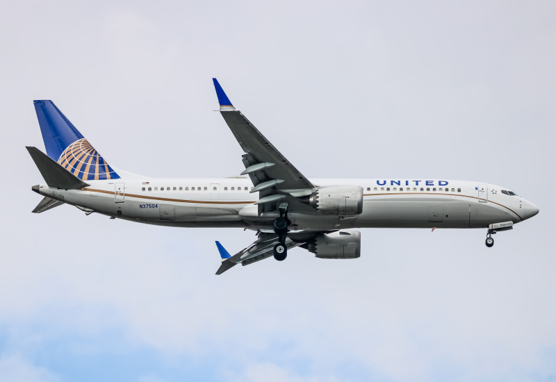 Photo of N37504 - United Airlines Boeing 737 MAX 9 at IAD on AeroXplorer Aviation Database