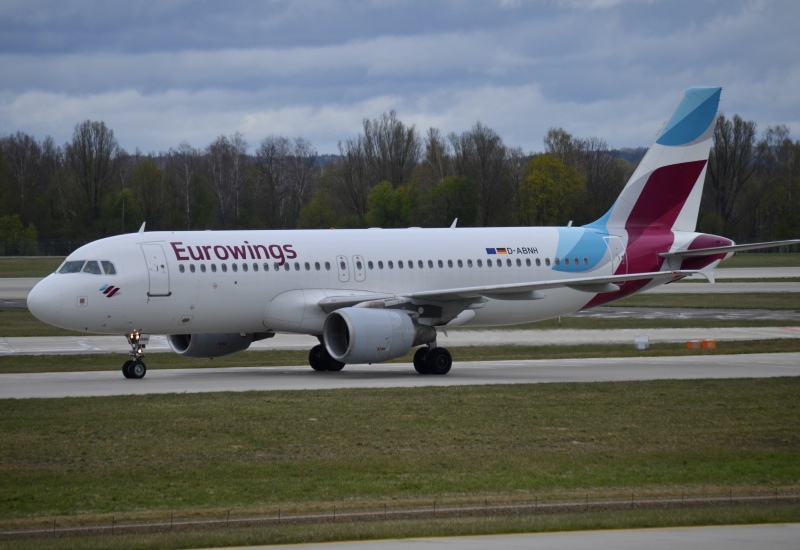 Photo of D-ABNH - Eurowings Airbus A320 at MUC on AeroXplorer Aviation Database