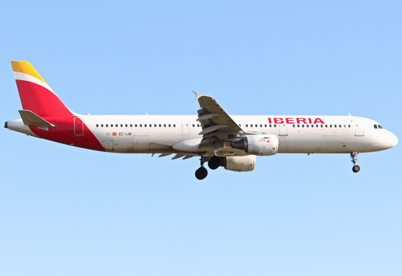 Photo of EI-IJN - Iberia Airbus A321-200 at LHR on AeroXplorer Aviation Database
