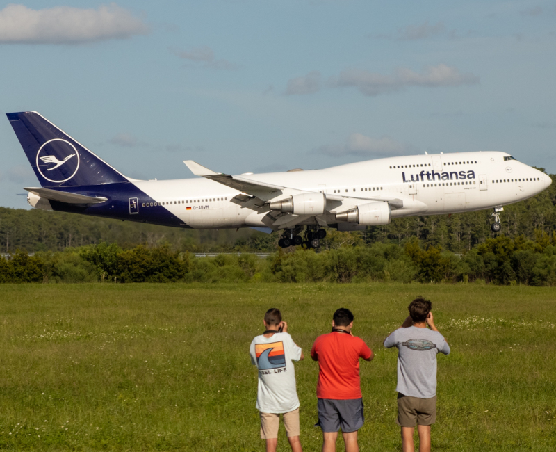 Photo of D-ABVM - Lufthansa Boeing 747-400 at MCO on AeroXplorer Aviation Database
