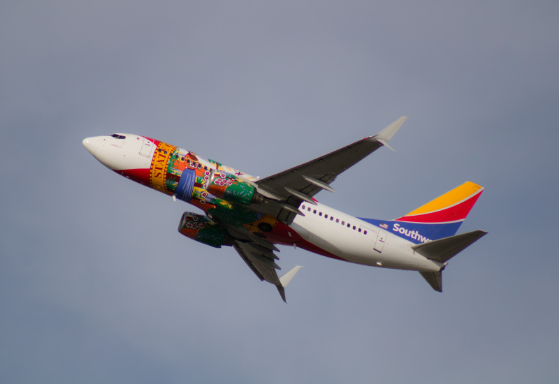 Photo of N945WN - Southwest Airlines  Boeing 737-700 at BOI on AeroXplorer Aviation Database