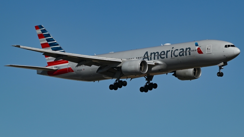 Photo of N792AN - American Airlines Boeing 777-200ER at KDFW on AeroXplorer Aviation Database