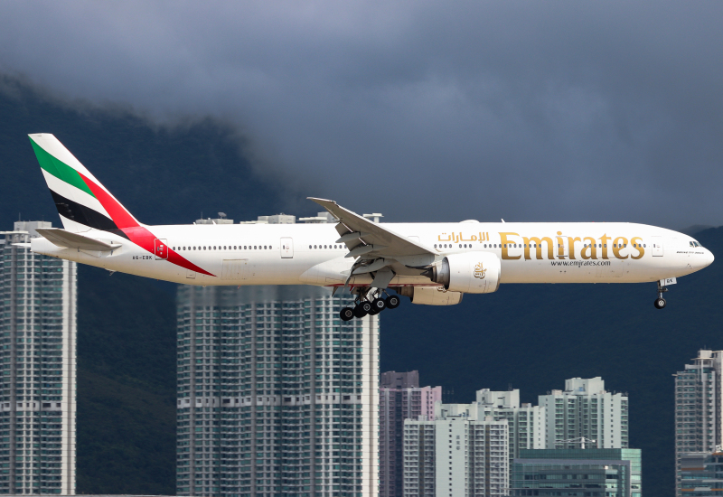 Photo of A6-EBK - Emirates Boeing 777-300ER at HKG on AeroXplorer Aviation Database