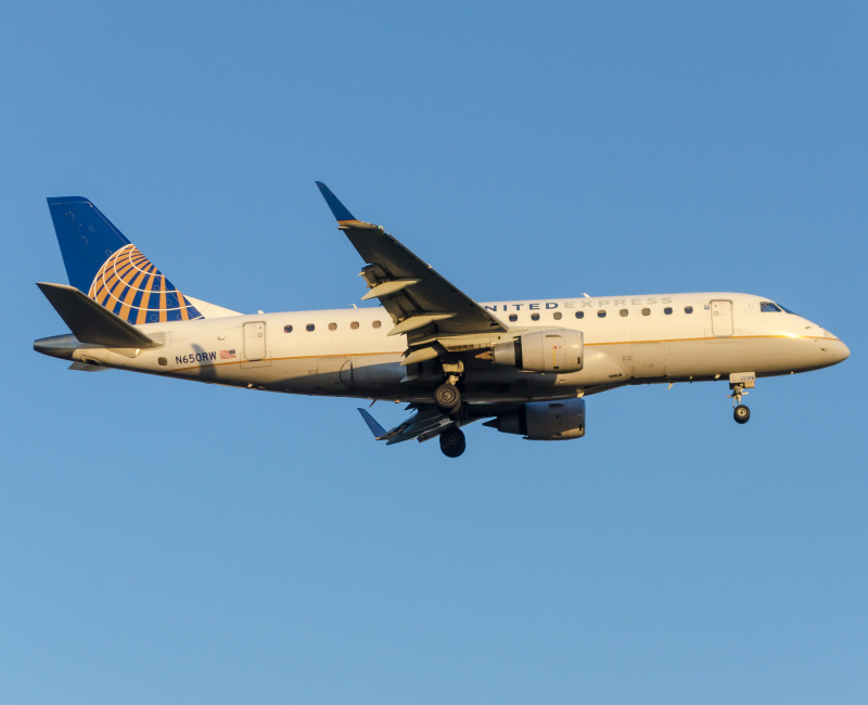 Photo of N650RW - United Express Embraer E170 at EWR on AeroXplorer Aviation Database