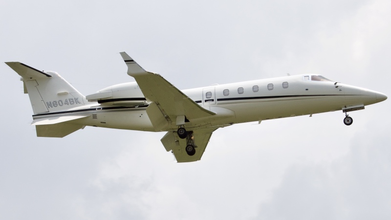 Photo of N604BK - PRIVATE Learjet 60 at IAH on AeroXplorer Aviation Database