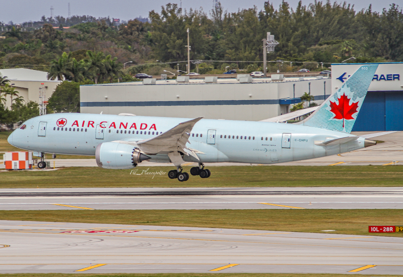 Photo of C-GHPU - Air Canada Boeing 787-8 at FLL on AeroXplorer Aviation Database