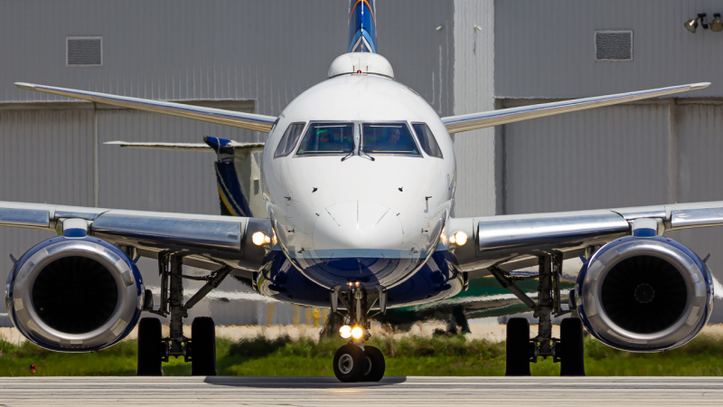Photo of N348JB - JetBlue Airways Embraer E195 at FLL on AeroXplorer Aviation Database