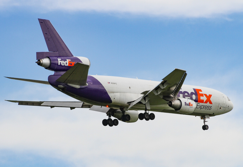 Photo of N306FE - FedEx Express McDonnell Douglas MD-10F at LCK on AeroXplorer Aviation Database