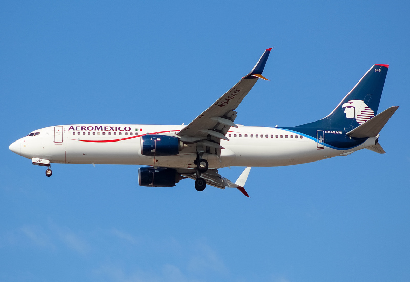Photo of N845AM - Aeromexico Boeing 737-800 at ORD on AeroXplorer Aviation Database