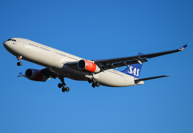 Photo of LN-RKT - Scandinavian Airlines Airbus A330-300 at IAD on AeroXplorer Aviation Database